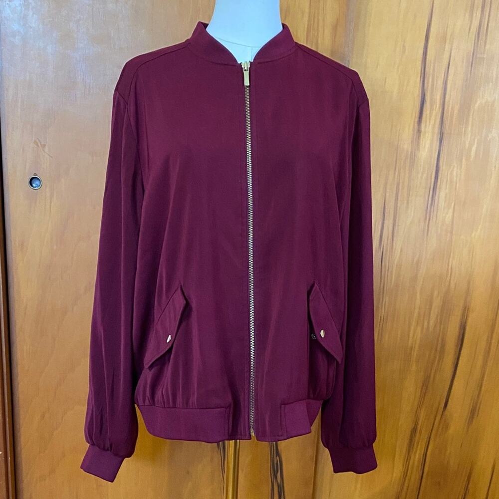 Maroon Red Bomber Jacket Flowy Aviator Gold Abstract Lining Snap Pockets Layers